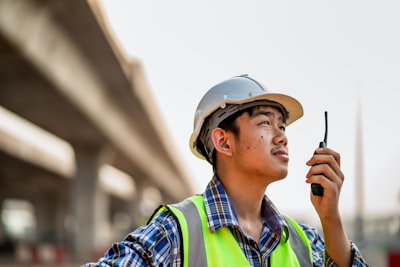 Top 3 Soluciones para automatizar la comunicación con contratistas en Vitoria