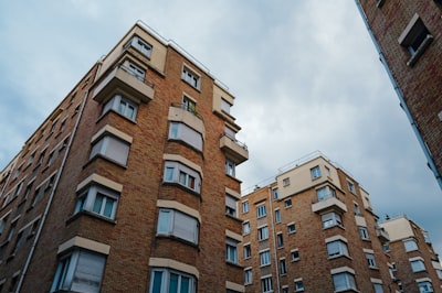 Modelo térmico fundamental para edificios residenciales