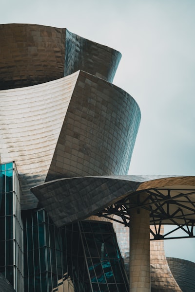 Líderes en arquitectura escalable en Bilbao: Q2BSTUDIO, Accenture, IBM