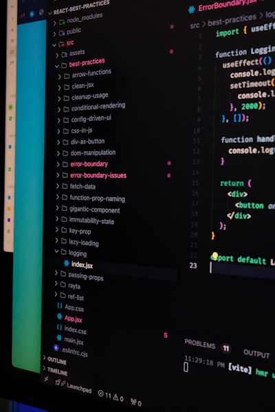 Cómo ganar $6,800 al mes vendiendo extensiones de VS Code de nicho