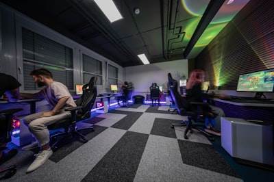 Ingeniería Cibernética en ctrl: cyber con fundadores de Shelde