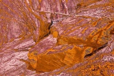 Extracción mejorada de minerales críticos mediante mapeo de resonancia algorítmica