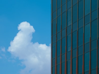 ¿La evaluación de seguridad en la nube es compatible con modelos de trabajo remoto o híbridos?