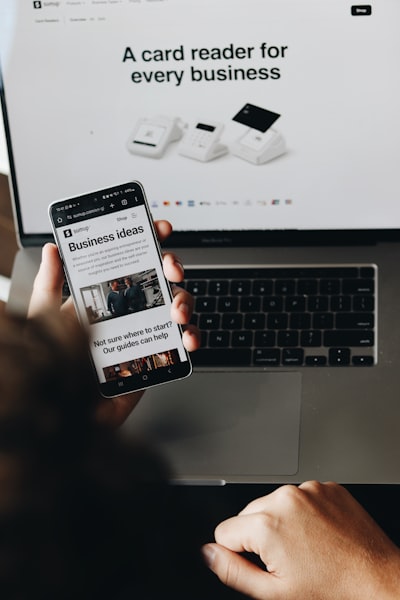 Directorio completo de proveedores de intranet con onboarding
