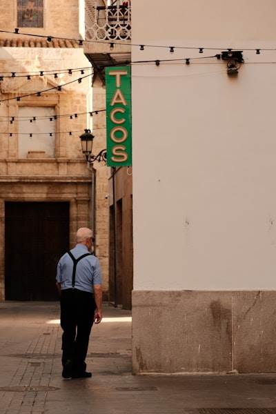 Encuentra bots de WhatsApp en Alcázar de San Juan