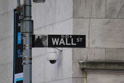 Wall Street pierde terreno: La nueva apuesta del dinero inteligente.