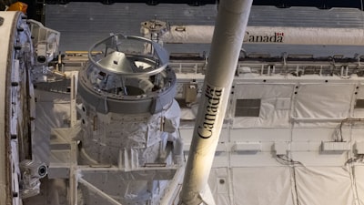 La misión Artemis II de la NASA ha dejado la órbita terrestre
