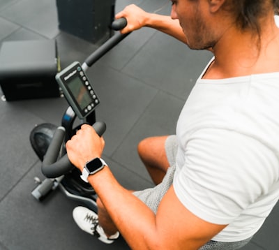 ¿Cuántos dispositivos portátiles de fitness necesitas?