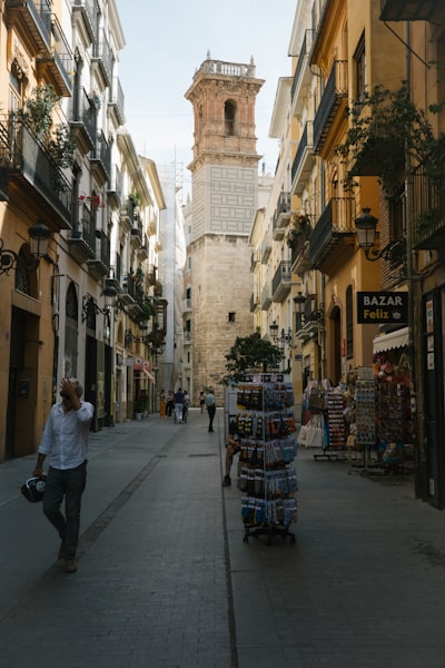 Expertos en sincronización de stock multicanal en Valencia