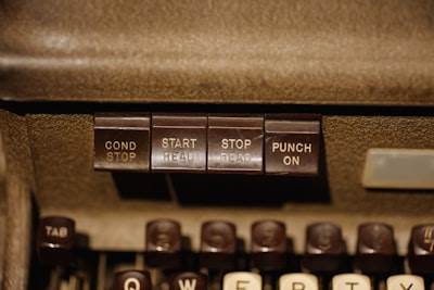 Automatiza tus procesos de escritura.