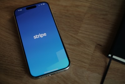 Acelera tus pagos globales con Stripe verificado