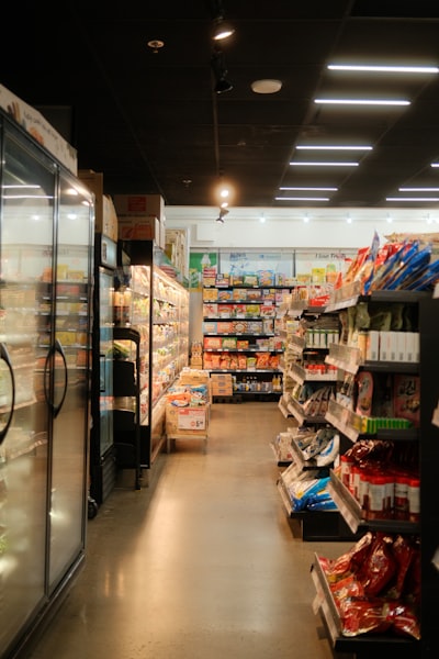 ¿Se puede acceder al sistema de gestión de tiendas de alimentos especializados desde cualquier lugar?