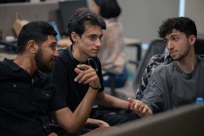 Cómo una charla entre universitarios dio origen a Nexus AI