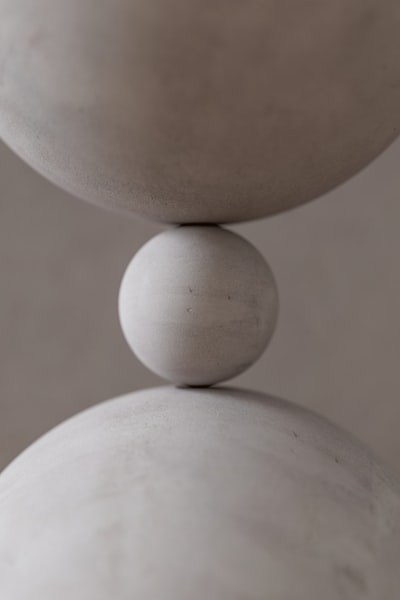 Modelos de equilibrio profundo de consistencia