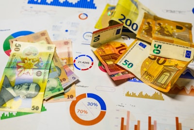 Teorema de bienestar con autonomía en economías AGI