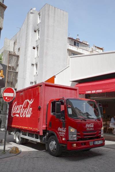 Cómo Barcelona Logistics ahorra 15K€ con tienda online personalizada