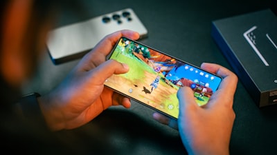 Ayaneo Pocket Play: potencia y diseño retro en uno