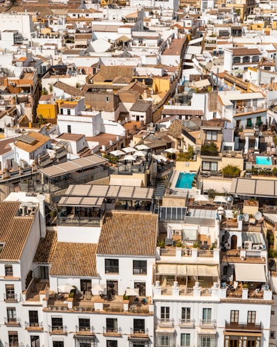 Automatización de flujos de gestión de propiedades en Sevilla