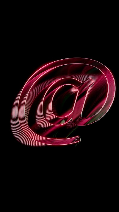 Usuarios furiosos por el "carnicero" de Outlook.com
