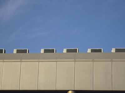 Cómo aprovechar a Claude para monitorear mi infraestructura mientras duermo