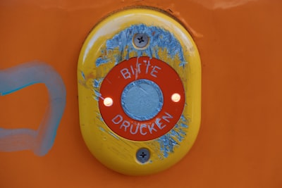 One-step Sampler for Boltzmann Distributions via Drift