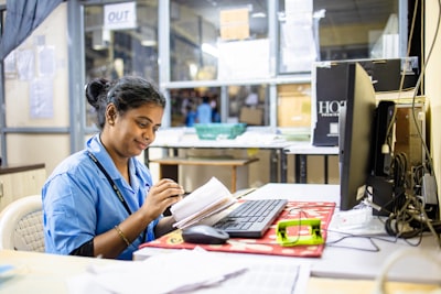 ¿Cómo puede la inteligencia artificial para empleados a pedido aumentar la productividad?