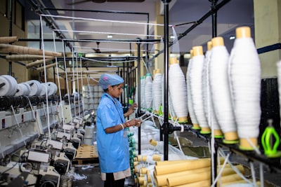 ¿Cómo garantizar la confiabilidad de la creación comercial impulsada por IA?