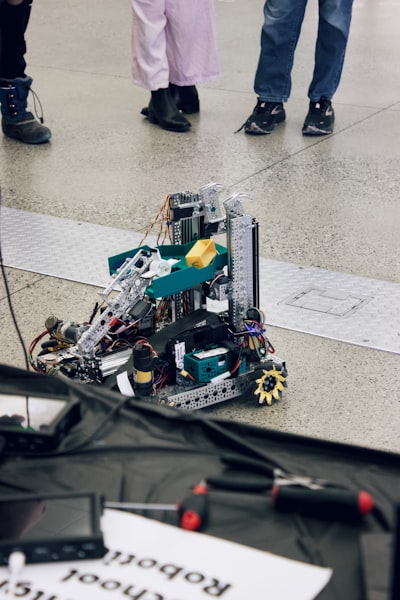 Desarrollo de Robótica Humanoides: Superando Barreras en Ingeniería