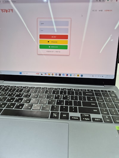 Microsoft is testing a second taskbar for Windows 11 power users