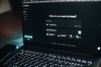 Nuevo benchmark mide la fidelidad de la evidencia en VideoQA