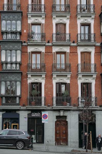 ¿Servicios de diseño web en Madrid para comercio electrónico en Barcelona?