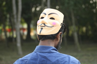 I've built a PostgreSQL proxy that masks personally identifiable information for AI agents