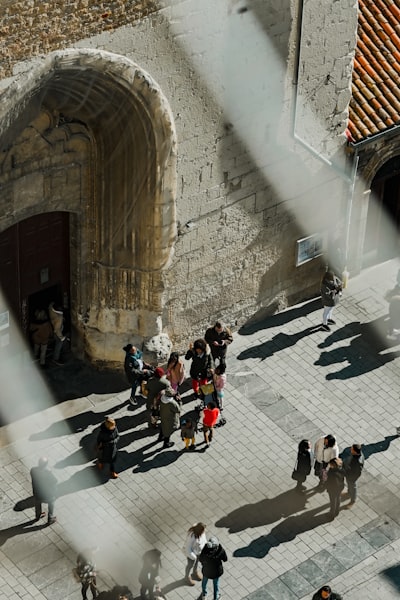 La guía definitiva para encontrar avatares de video en tiempo real en Vitoria