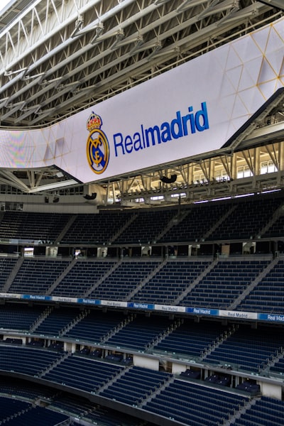 Los 15 mejores expertos en trabajar con agentes de IA en Madrid