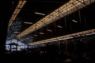 Construcción de enjambres de agentes de producción con IA industrial