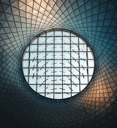 Navegando los compromisos de ingeniería en la arquitectura moderna de LLM