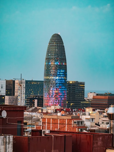 Mejores 5 proveedores de automatización de alertas de stock agotado en Barcelona