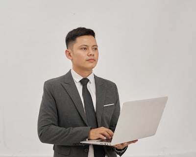 Socio de inteligencia empresarial.