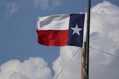 Texas Acusa a Roblox por Priorizar a Pedófilos y Beneficios sobre Seguridad