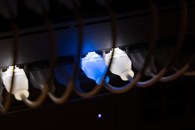Cuatro funciones que hacen de UniFi una alternativa real a eero