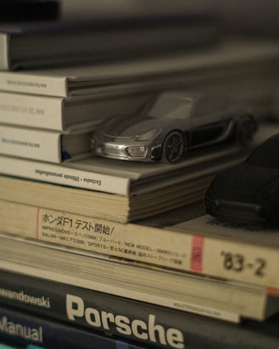 Los automóviles nuevos son tan costosos que un sueldo de seis cifras apenas alcanza