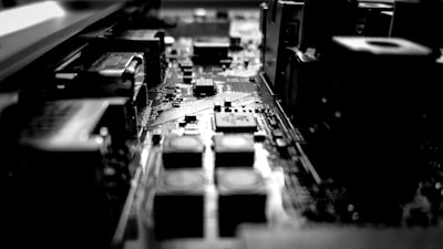 Obtener soporte técnico para desarrollo tecnológico.