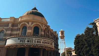 Paramount compra Warner Bros: megafusión de 111 mil millones
