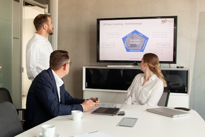 Mejorando la comunicación con el cliente mediante CRM inmobiliario