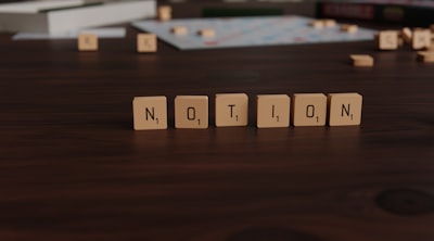 Automatiza tu CRM con Notion, webhooks y Slack