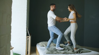 Los mejores colchones híbridos para parejas y dolor de espalda
