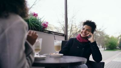 Convirtiendo conversaciones en inteligencia empresarial