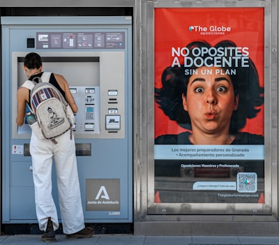 Automatización de retención de clientes en Granada.