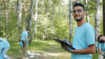 Cómo los trabajadores de IA impulsan los objetivos ambientales