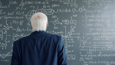 Mejores expertos en retorno de inversión de inteligencia artificial en Alicante